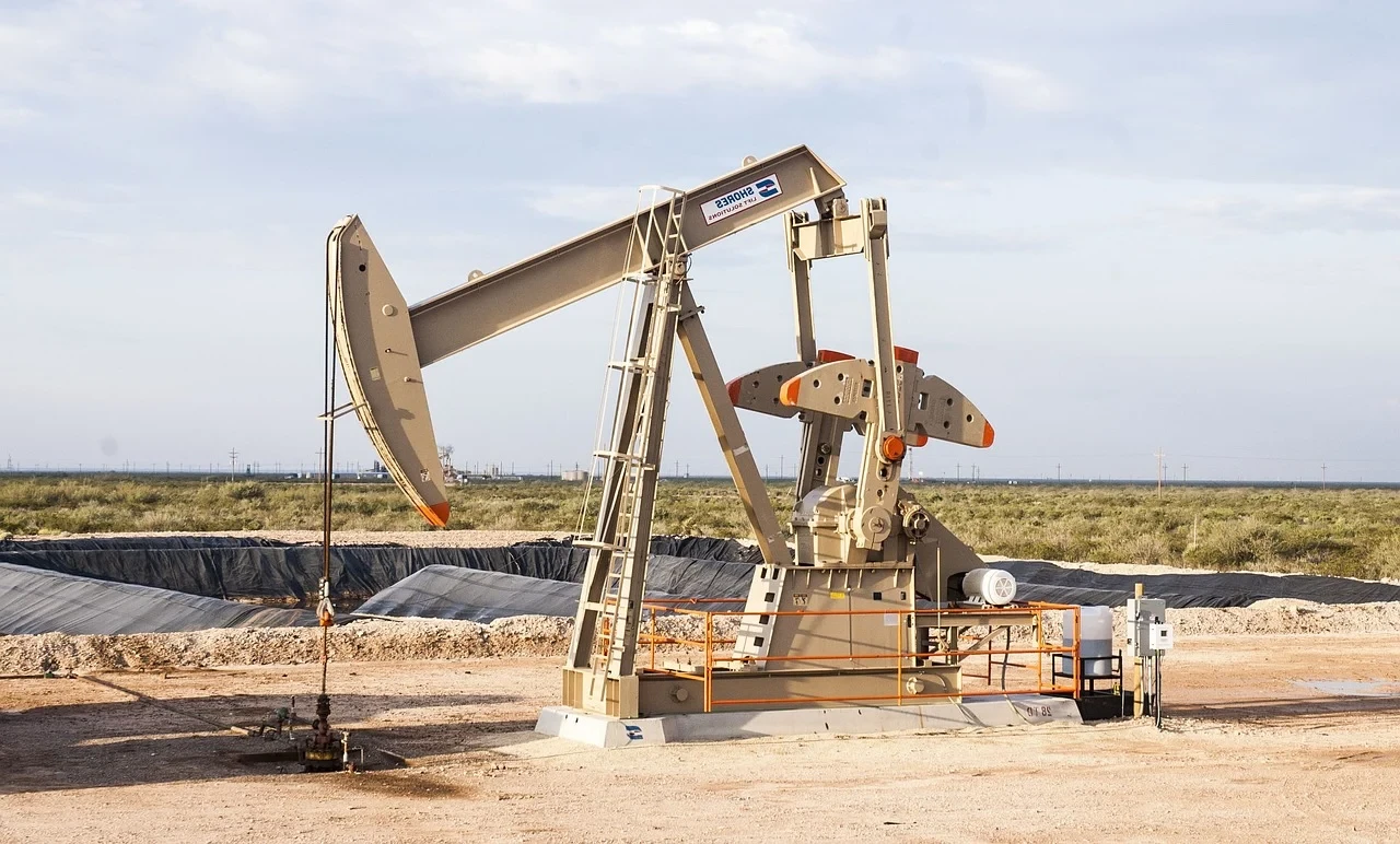 Istoria industriei petroliere românești